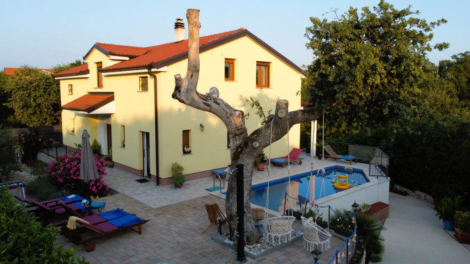 Perfect accommodation on Krk, Villa Jozi with a pool in the forest, Gabonjin, Krk island, Croatia Gabonjin