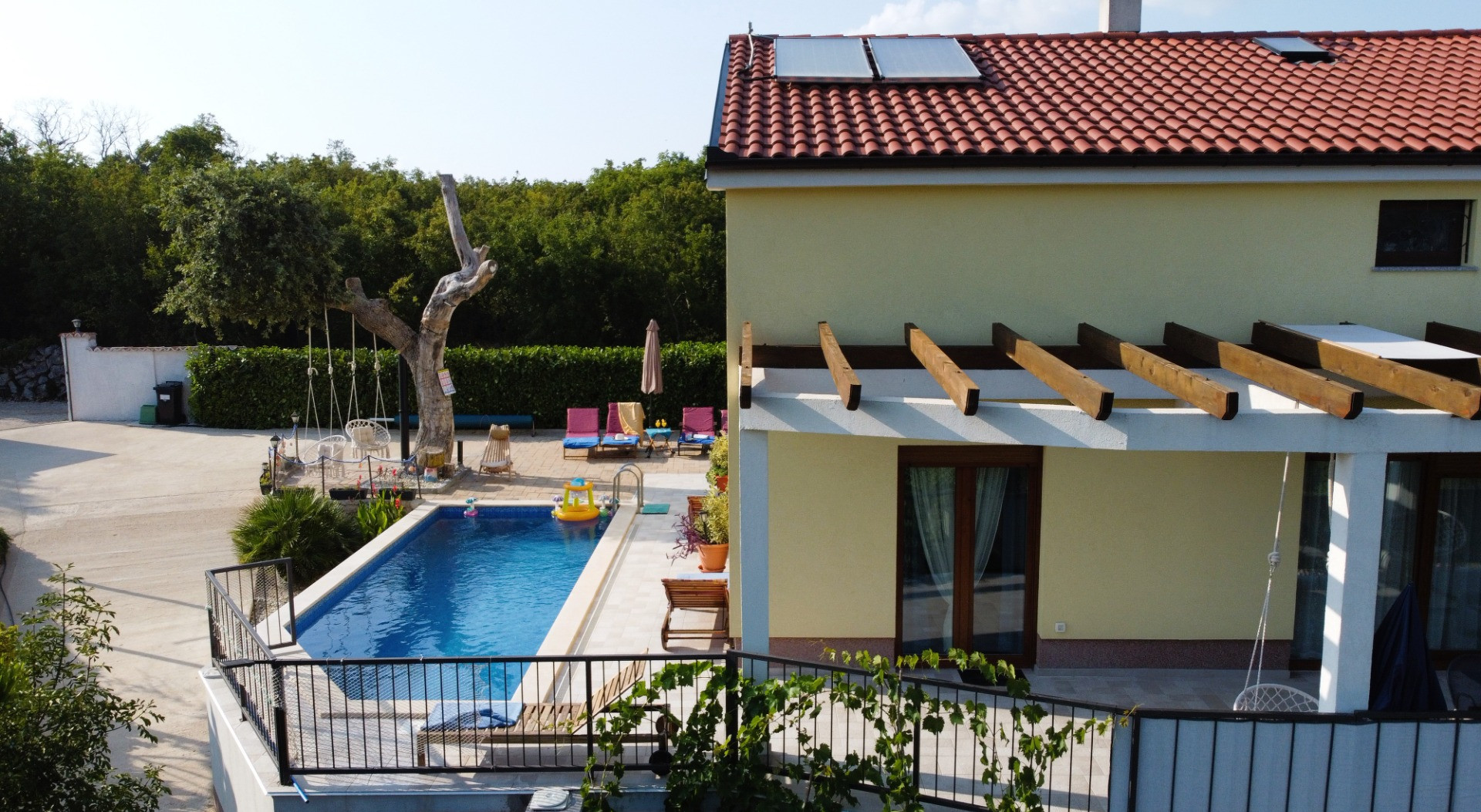 VilLa Jozi - Beautiful villa with a pool located in the forest, Villa Jozi with a pool in the forest, Gabonjin, Krk island, Croatia Gabonjin
